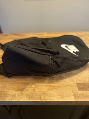 NEW NIKE HERITAGE BLACK BACKPACK BOOK BAG STYLE DC4244-010