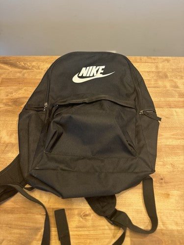 NEW NIKE HERITAGE BLACK BACKPACK BOOK BAG STYLE DC4244-010