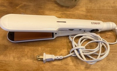 Conair 1.5" Double Ceramic Flat Iron Hair Straightener