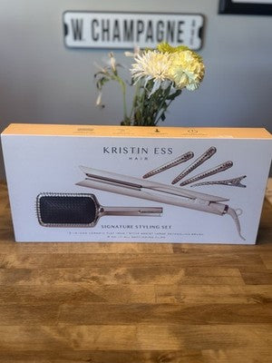 Kristin Ess Signature Styling Set – 3-in-1  Flat Iron, Detangle Brush 4 Clips