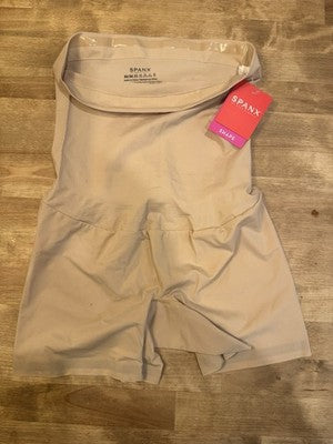 NWT Spanx Shape M/M HIGH WAISTED GIRL SHORT NATURAL COLOR SZ 8